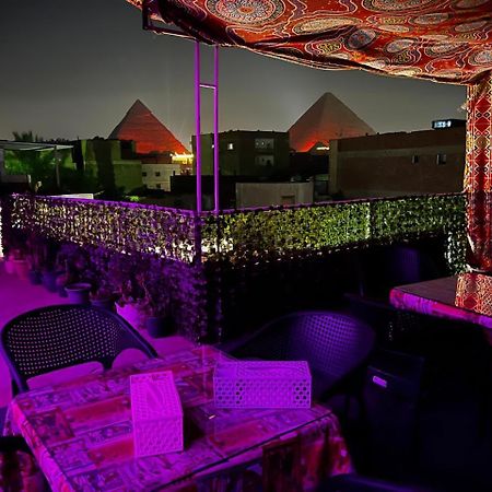 Jana Pyramids View In 3 Bed & Breakfast Kafrat al Jabal Luaran gambar