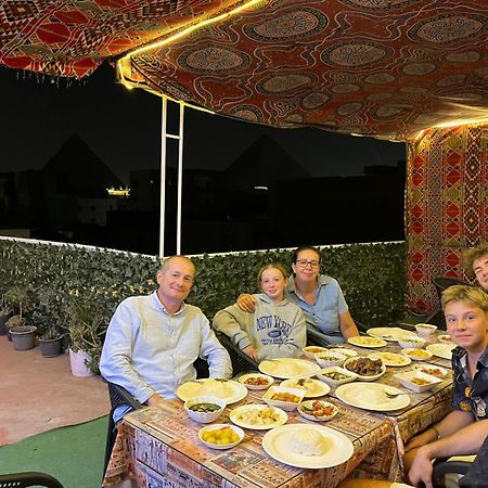 Jana Pyramids View In 3 Bed & Breakfast Kafrat al Jabal Luaran gambar
