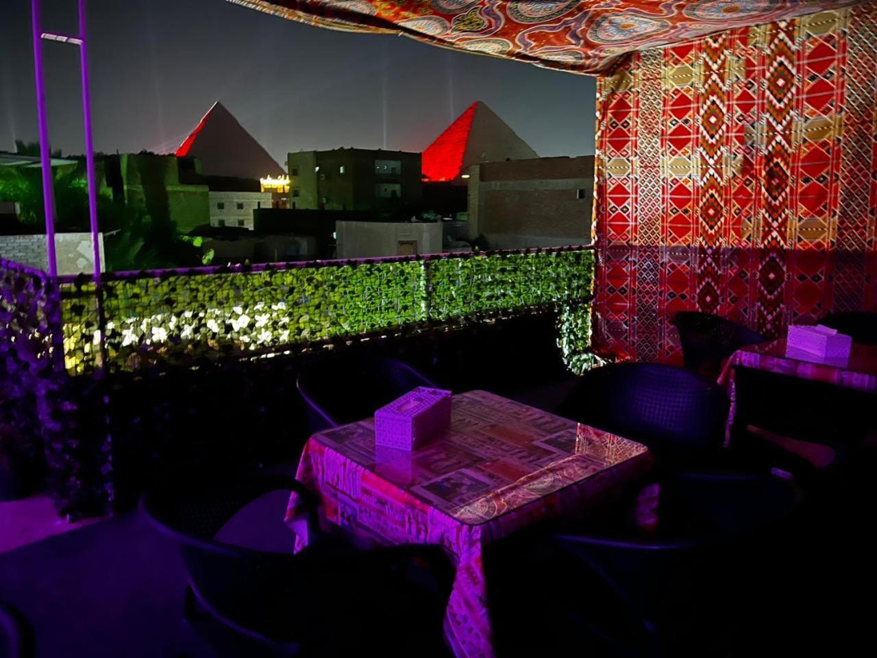 Jana Pyramids View In 3 Bed & Breakfast Kafrat al Jabal Luaran gambar
