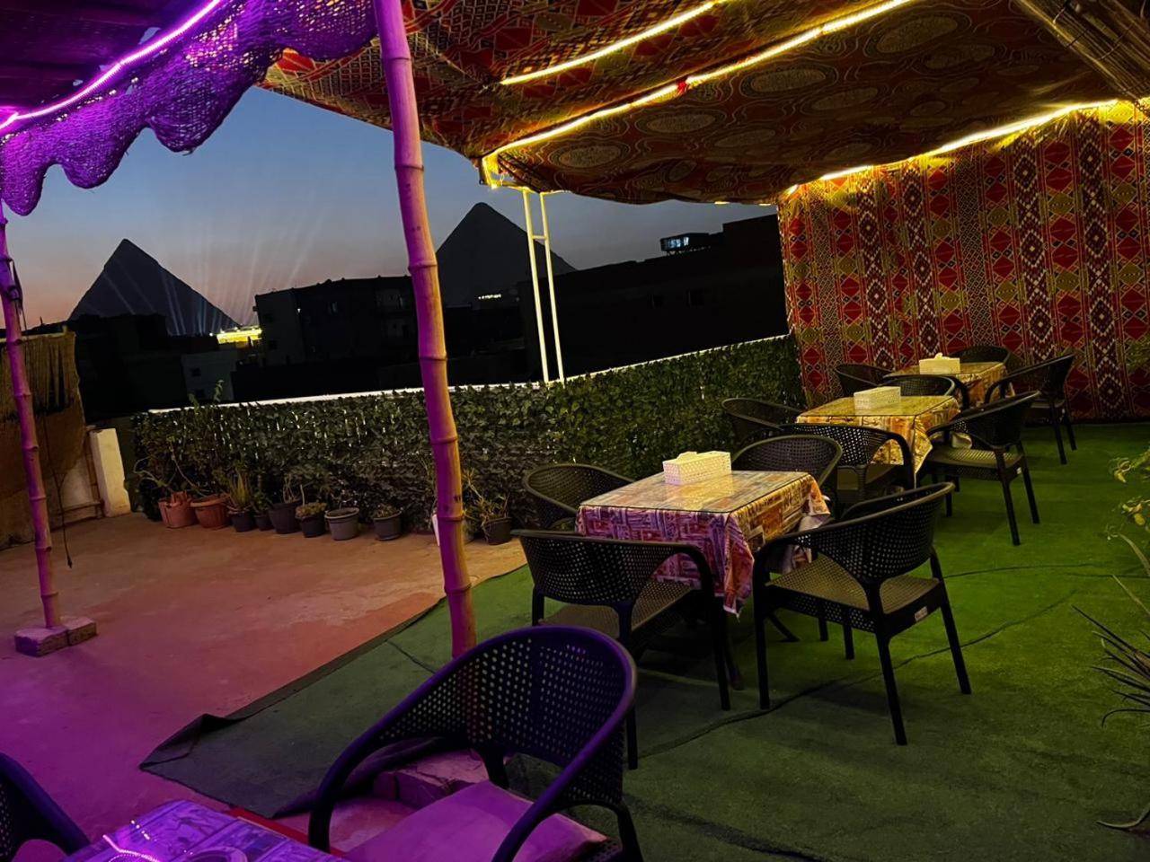 Jana Pyramids View In 3 Bed & Breakfast Kafrat al Jabal Luaran gambar