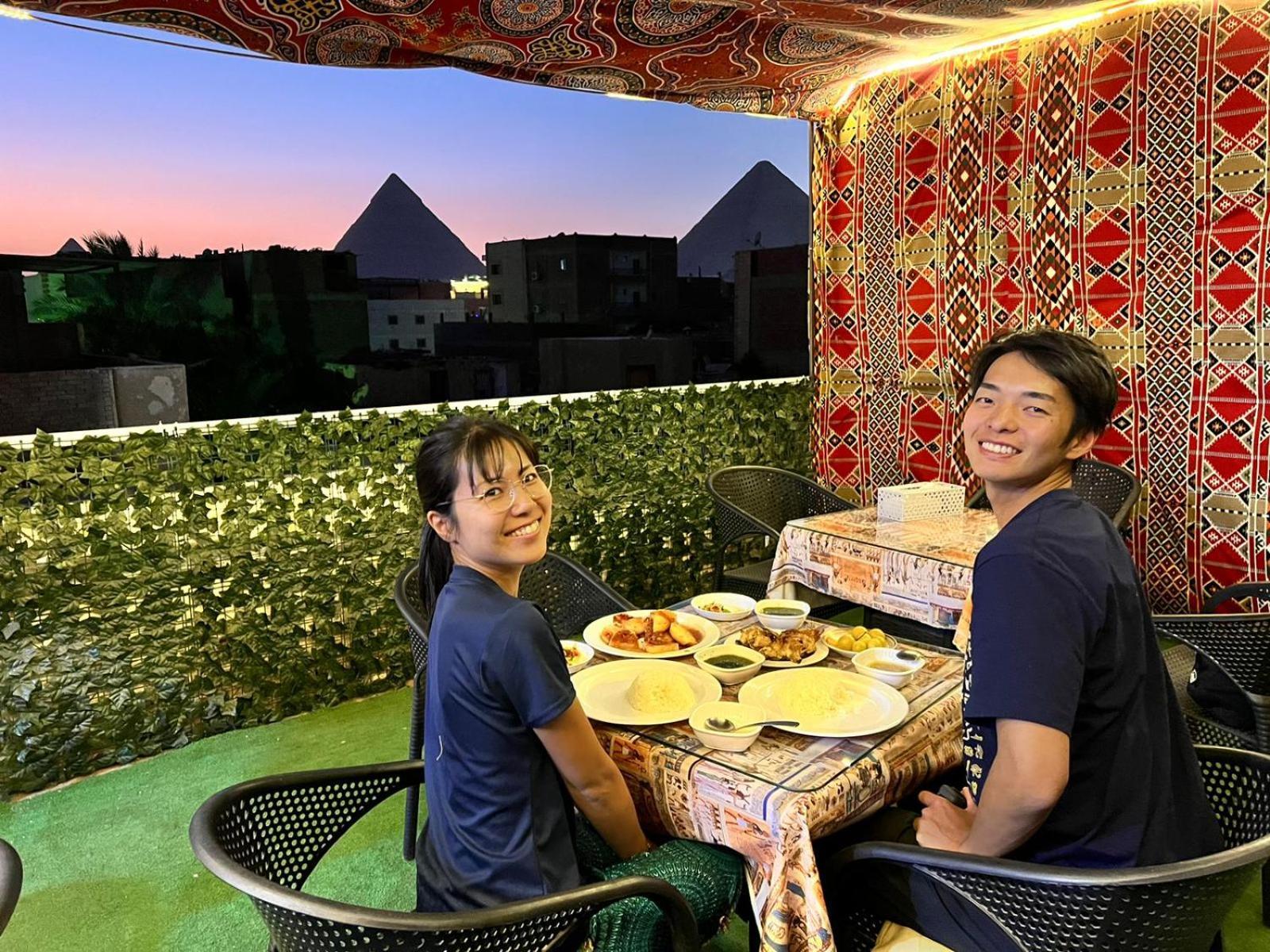Jana Pyramids View In 3 Bed & Breakfast Kafrat al Jabal Luaran gambar